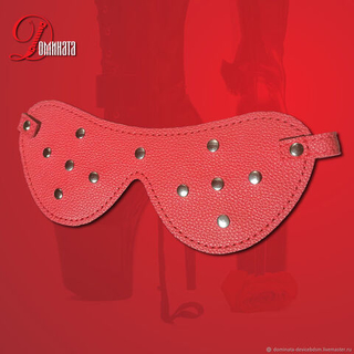 Маска на глаза глухая красная "Кресты"