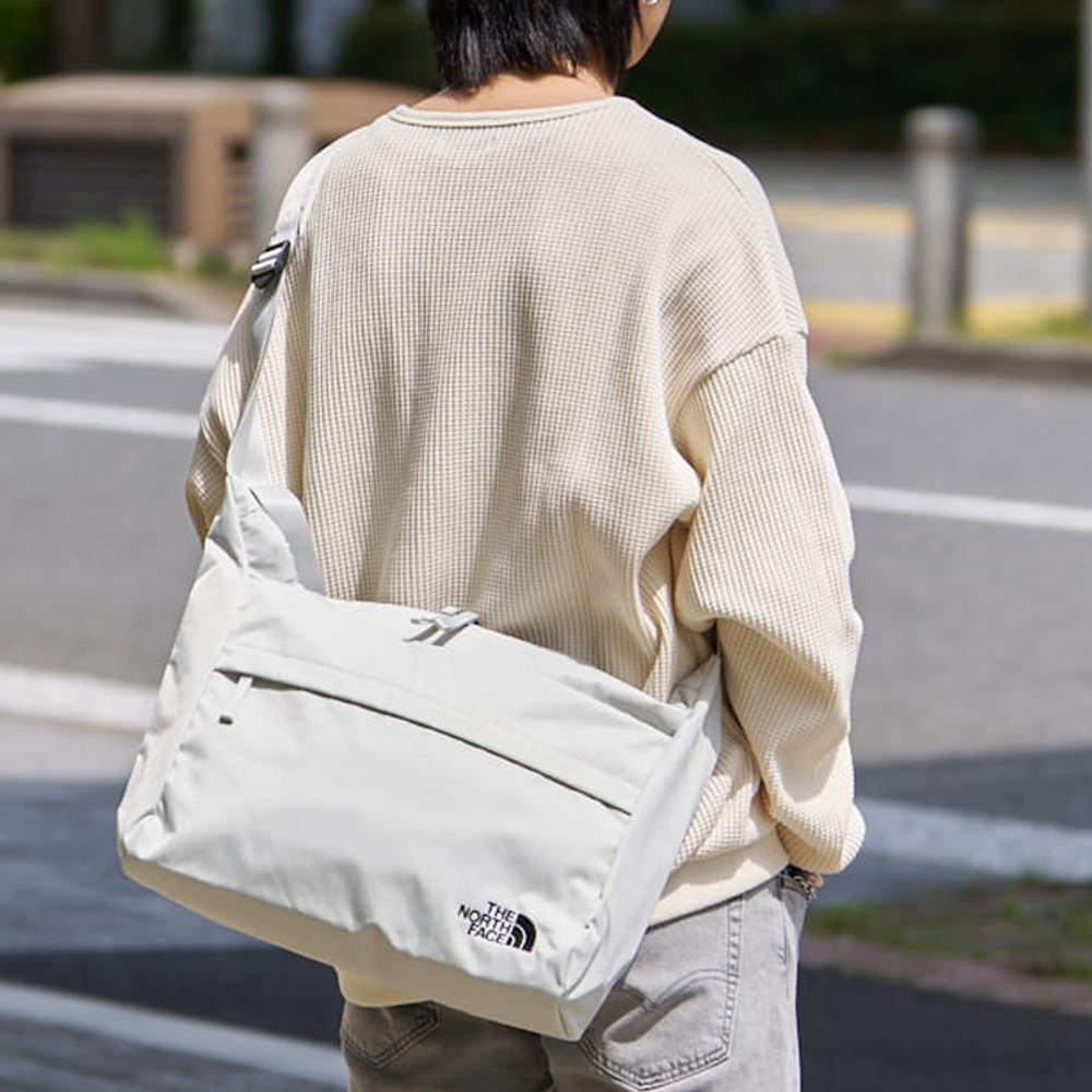 THE NORTH FACE Hobo Bag, Shoulder Bag, Crossbody Bag, Outdoor Bag Nylon White Unisex