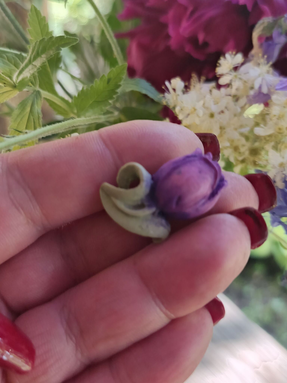 Брошь Спящий котенок черный авторская из полимерной глины ручной работы