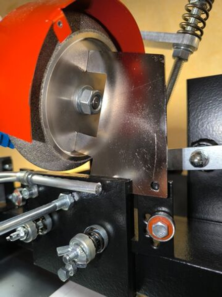 Шаблон для установки эльборового круга заточной станок для ленточных пил.