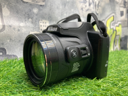 Nikon Coolpix B600