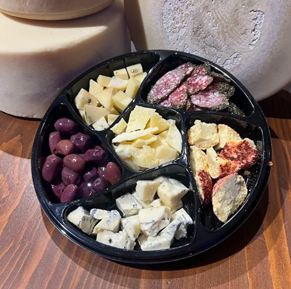 Сырная тарелка "Праздничная"