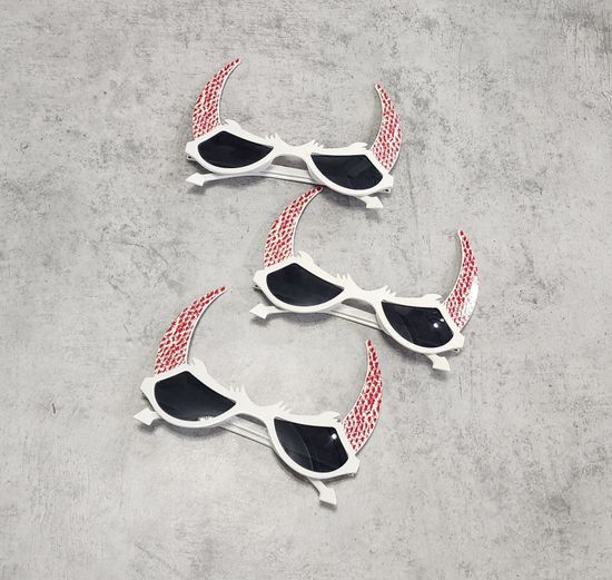 Очки Черт жёлтые с зелёным