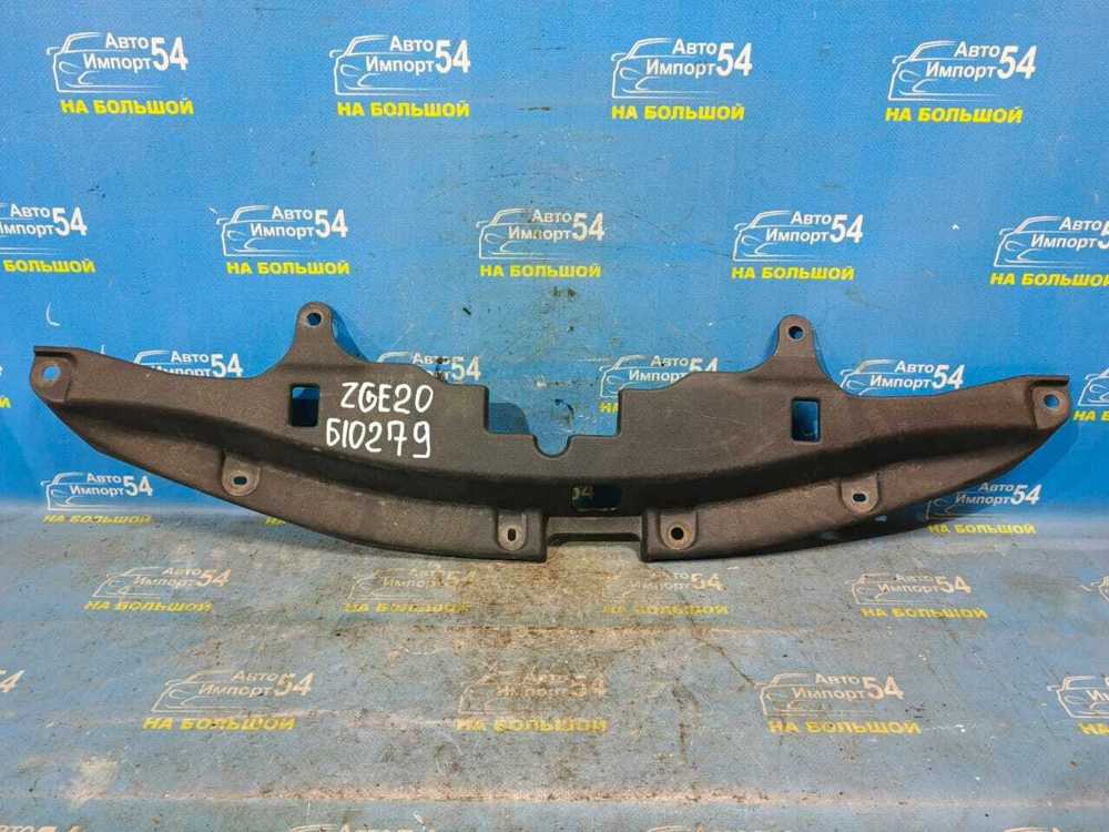 Накладка на рамку радиатора TOYOTA WISH 2009-2017