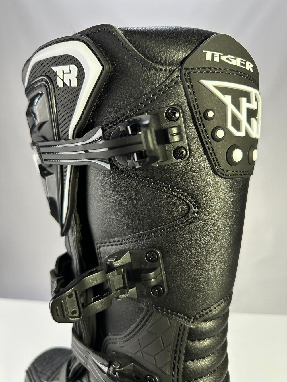 Мотоботы TIGER T2