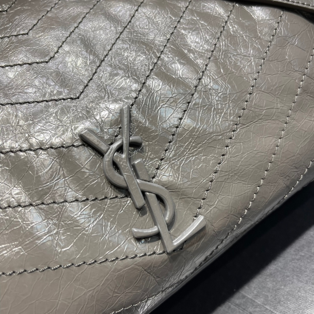 Yves Saint Laurent Niki Shopping Bag 33 cm