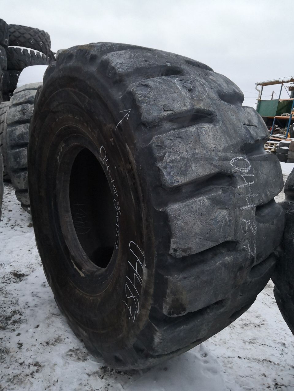 35/65R33 Bridgestone VSDL шина б/у