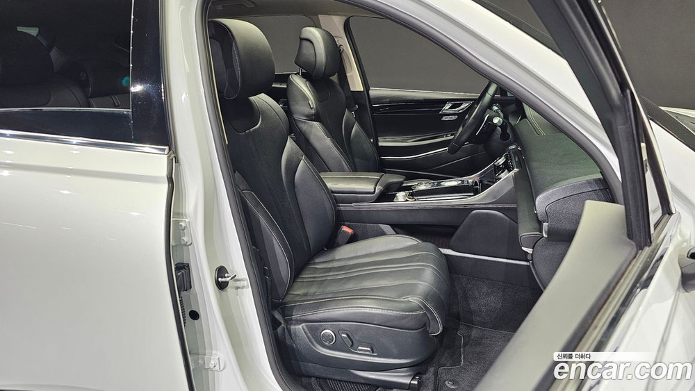 Genesis GV80 2.5T Бензин AWD (01.2022)