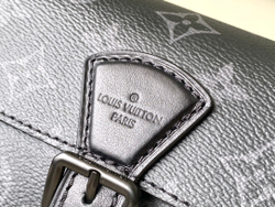 Louis Vuitton Montsouris Wearable Wallet