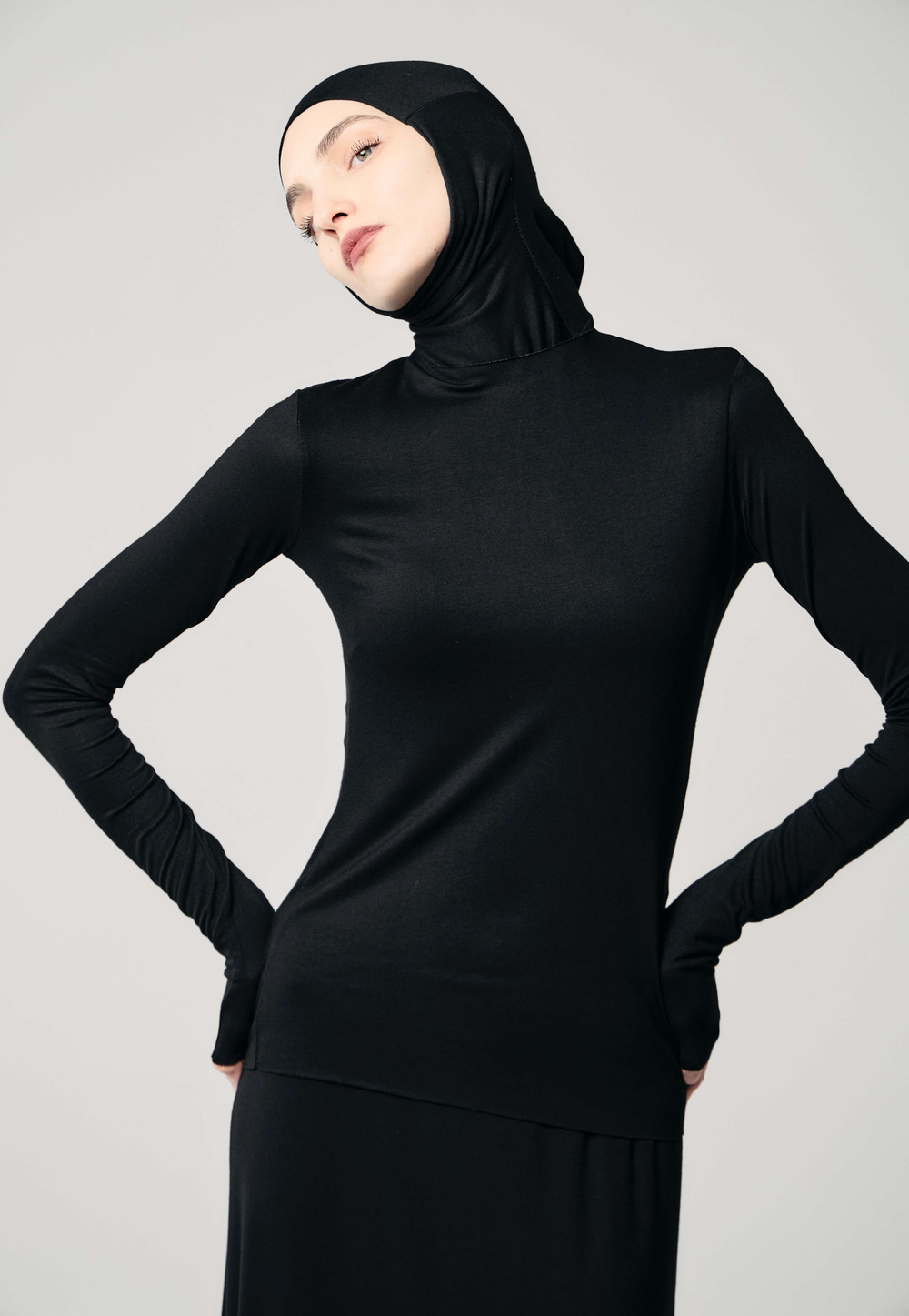 Лонгслив «Силуэт» черный