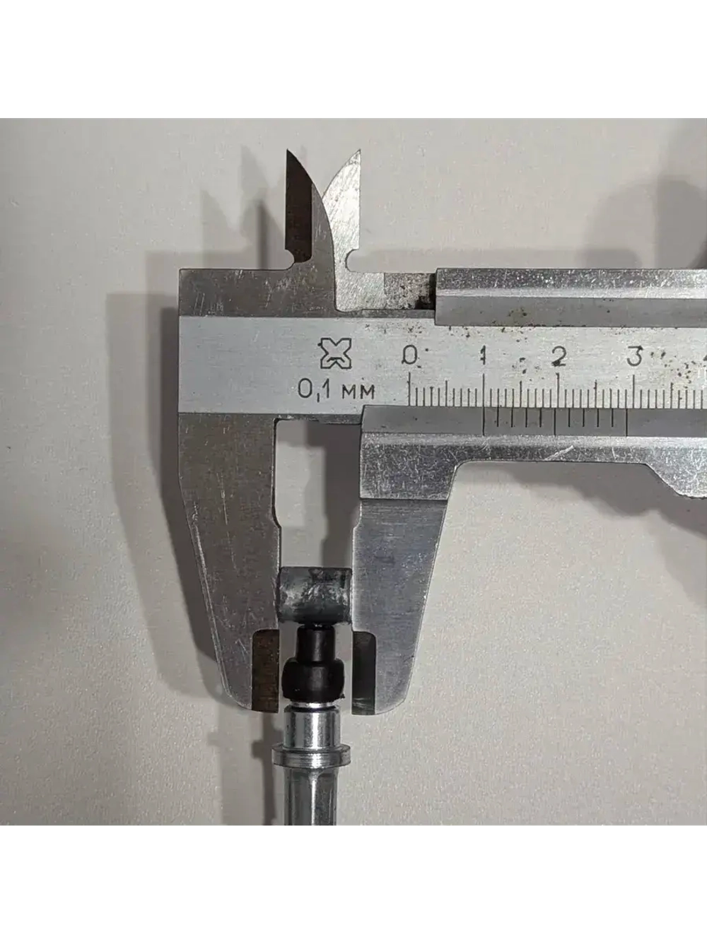 Трос переднего тормоза скутер