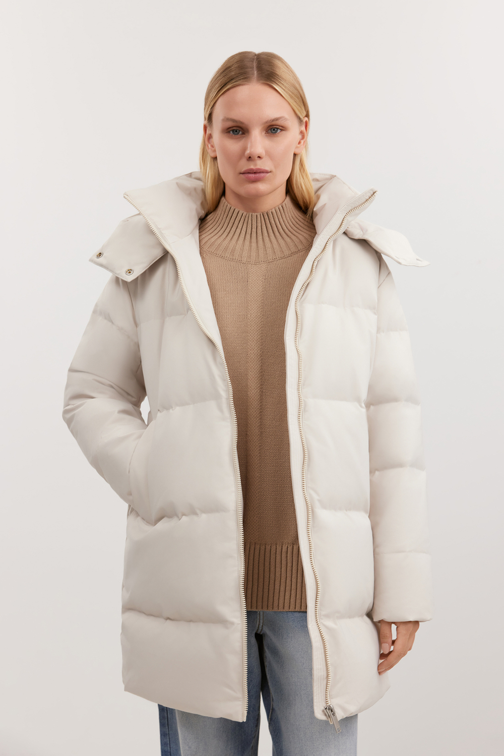 Пуховик женский B0025702 Baon