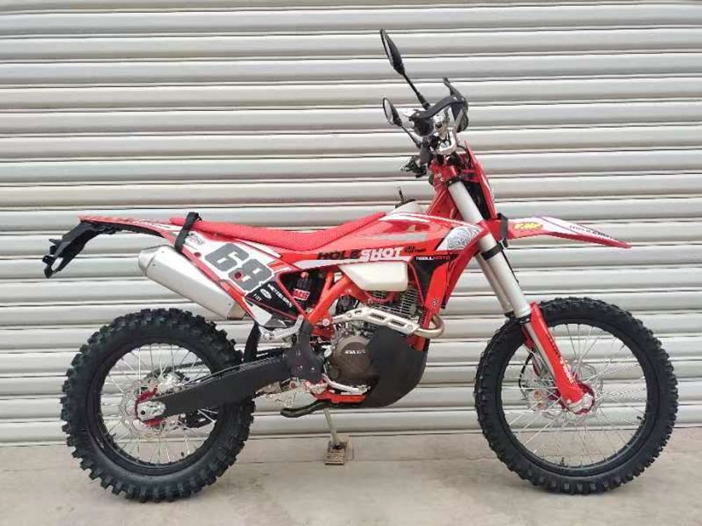 Мотоцикл Regulmoto Holeshot Red Edition (4 valves)