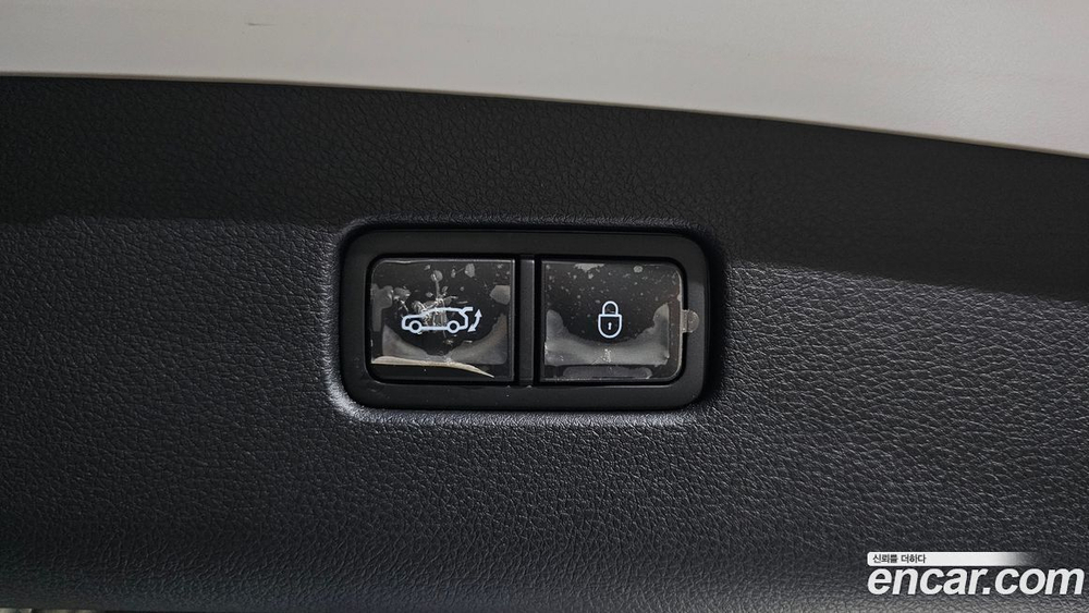 Genesis GV70 2.5T Бензин 2WD (04.2022)