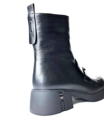 Ботинки женские