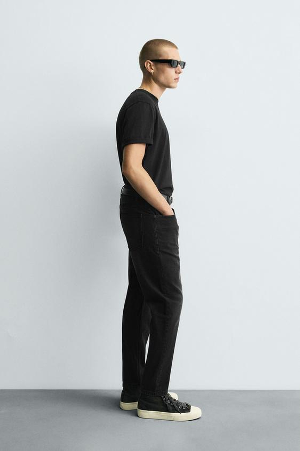 ZARA УКОРОЧЕННЫЕ ДЖИНСЫ SLIM FIT, ЧЕРНЫЙ