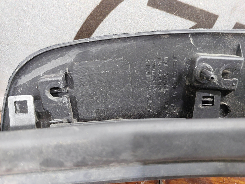 Накладка двери задней правой Jetour Dashing 22-нв Б/У Оригинал F165500160CA