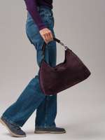 Замшевая сумка хобо Deboro 30900 сливовый
