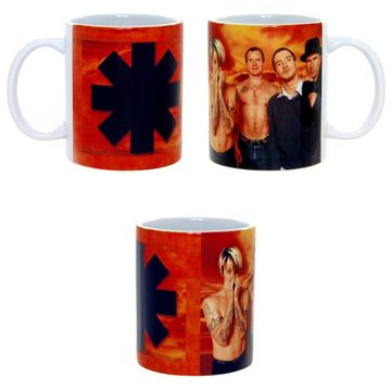 Кружка Red Hot Chili Peppers лого/группы (778)