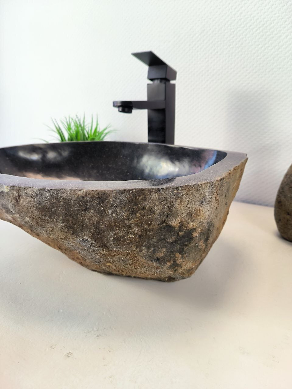 Раковина из речного камня RS-65962 45х34х15 из натурального камня