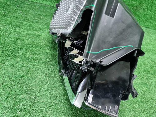 Битая Фара левая Jaguar I-PACE (2018-н.в.) LED