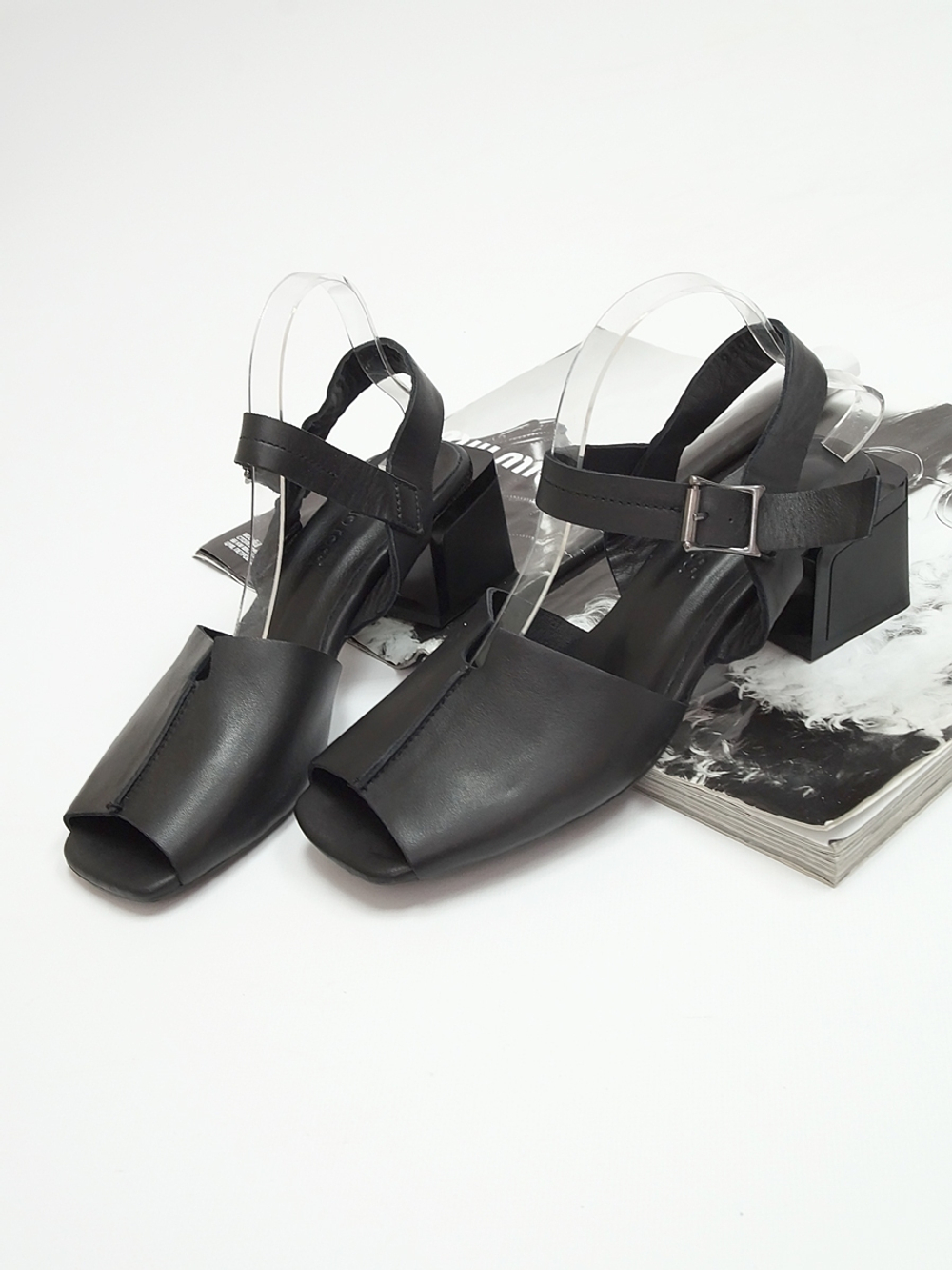 Босоножки женские MARIO ROSSI 9508-929 \1-136