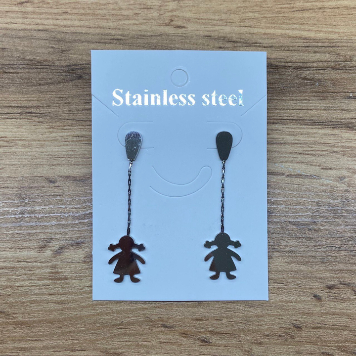 Серьги-гвоздики капля перевернутая жгутики Девочка с косичками цвет серебристый