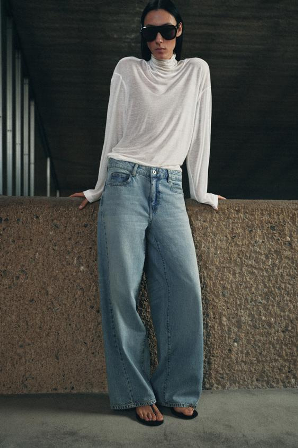 ZARA ДЖИНСЫ ZW COLLECTION LOOSE BARREL СО СРЕДНЕЙ ПОСАДКОЙ, ГОЛУБОЙ