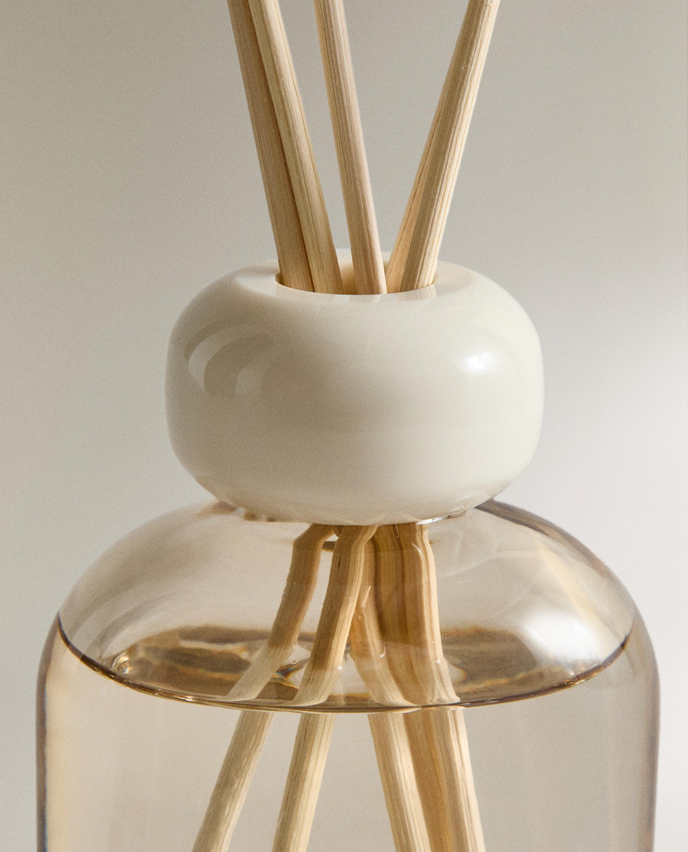 Zara Home Аромадиффузор Clean Blossom 120 мл, тростниковые палочки микадо, аромат цветочный, Розовый