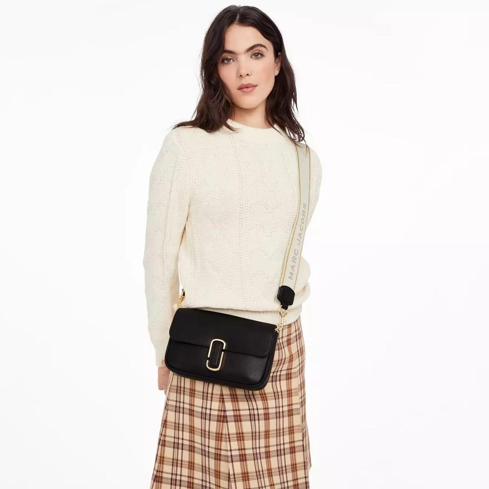 СУМКА THE J MARC SHOULDER BAG BLACK