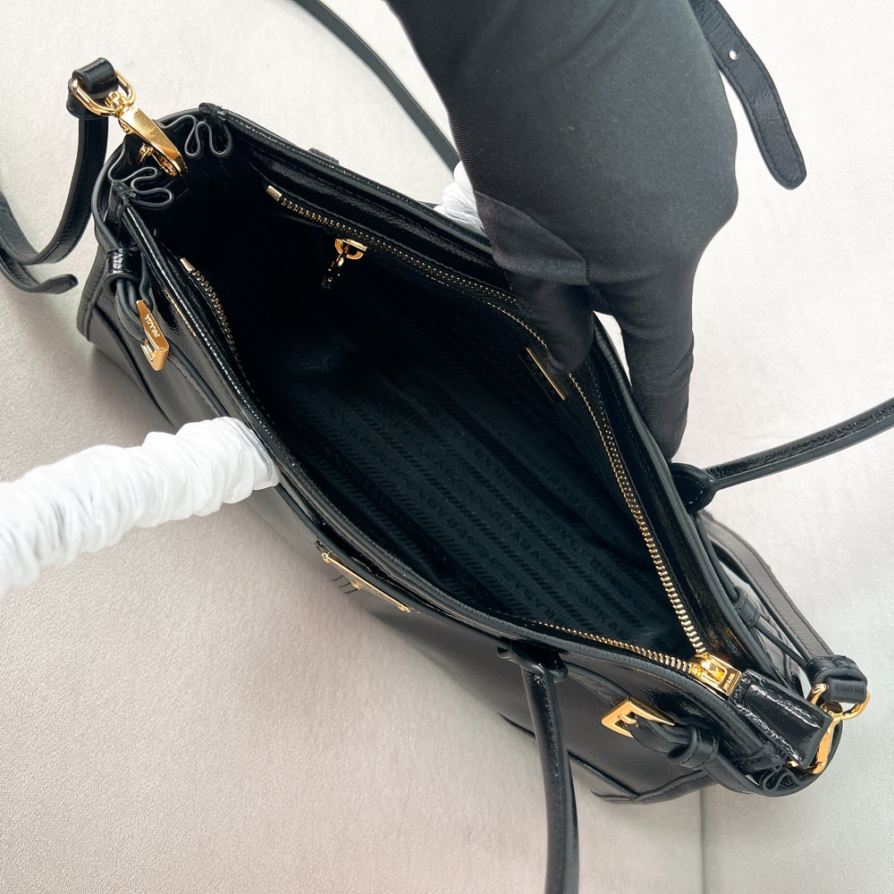 Prada Bonnie Medium Bag 32 cm