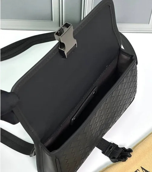 Сумка мужская Bottega Veneta через плечо