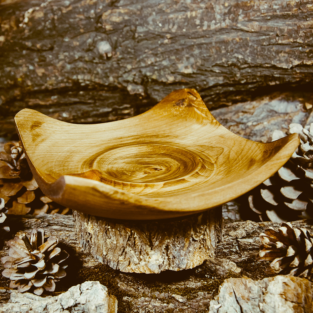 Деревянная квадратная тарелка Art of Siberia-чаша из древесины кедра. T45