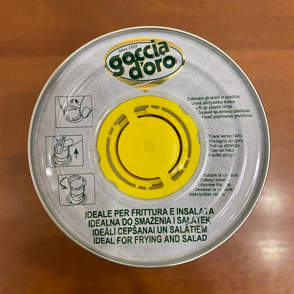 Виноградное масло Goccia D'oro 1л, ж/б Италия