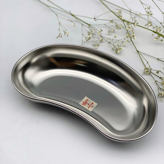 Жестяной лоток для стерилизации инструментов маленький