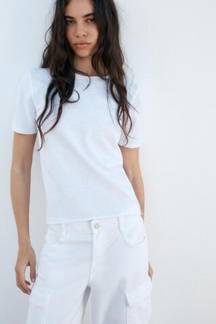 ZARA ФУТБОЛКА ИЗ ФАСОННОЙ ХЛОПКОВОЙ ПРЯЖИ, БЕЛЫЙ
