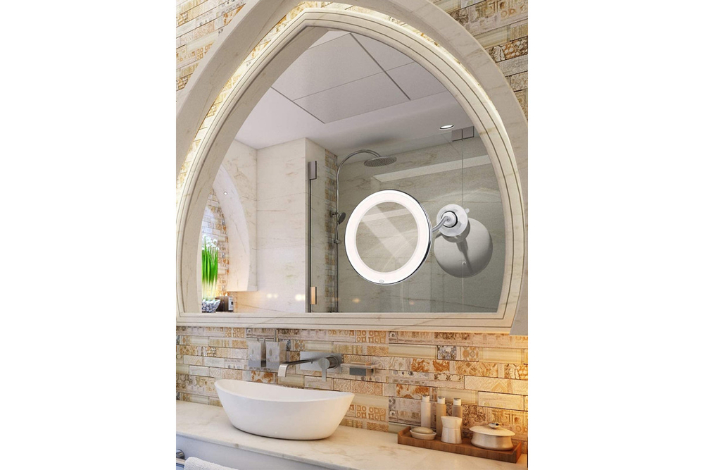 Зеркало косметологическое CleverCare с подсветкой с гибкой штангой, 5Х 6,7"