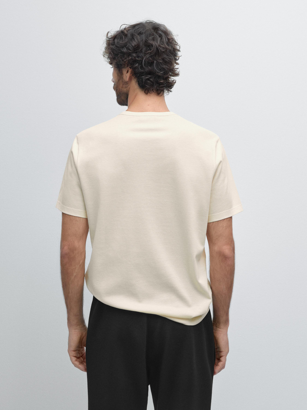 Massimo Dutti Футболка классического кроя с круглым вырезом, натуральный/кремовый