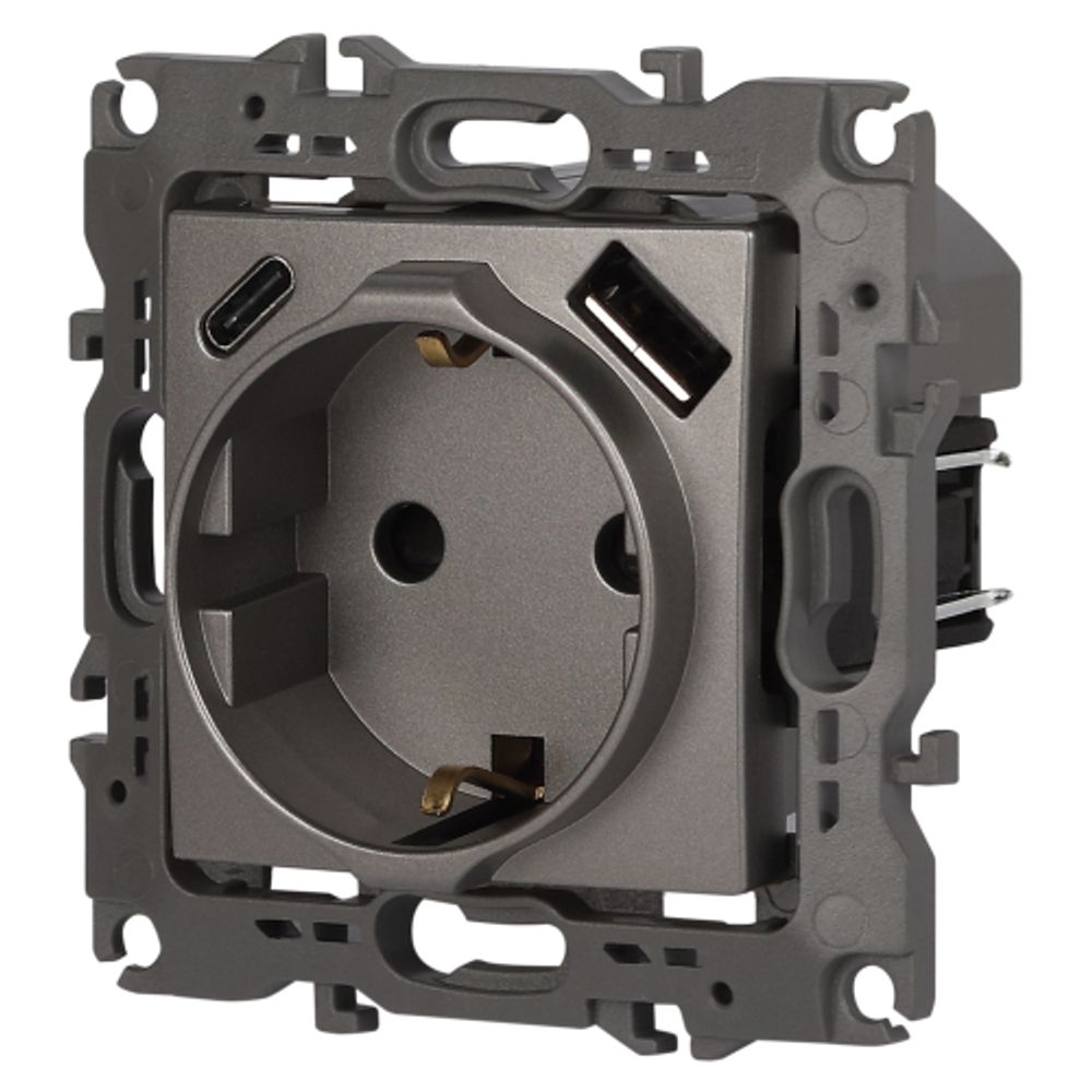 Розетка ЭРА Серия 12 12-4108-16 2P+E 16A-250В со шторками с USB type-A+C 5В-3А титан
