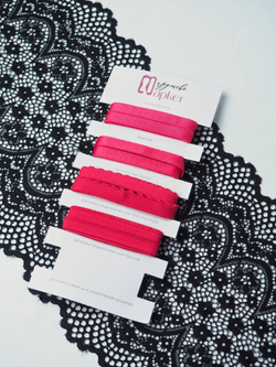 Подборка малиново-красных бельевых резинок + застежки для бюстгальтера текстильные