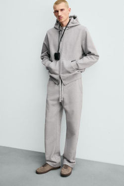 ZARA ДЖОГГЕРЫ REGULAR FIT ИЗ ПЛОТНОЙ ТКАНИ ORIGINS, СЕРЫЙ