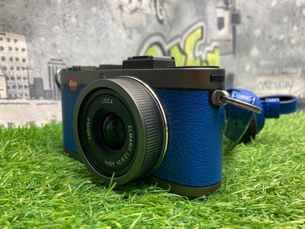 Leica Camera X2