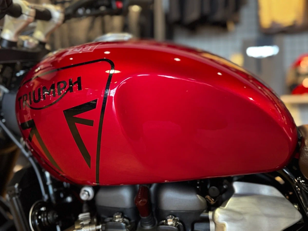 Triumph Scrambler 1200, 2025 красный