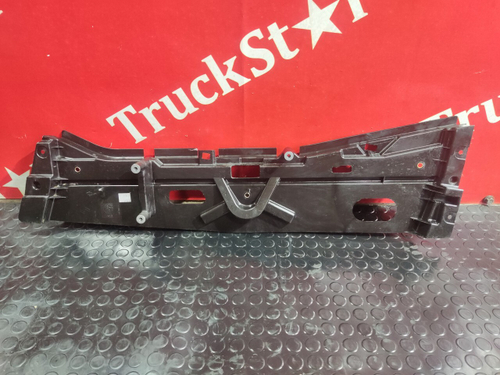 Кронштейн ручки двери правой