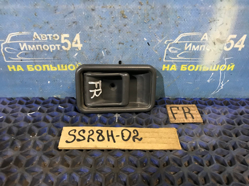 Ручка двери передней правой салонная MAZDA BONGO 1998