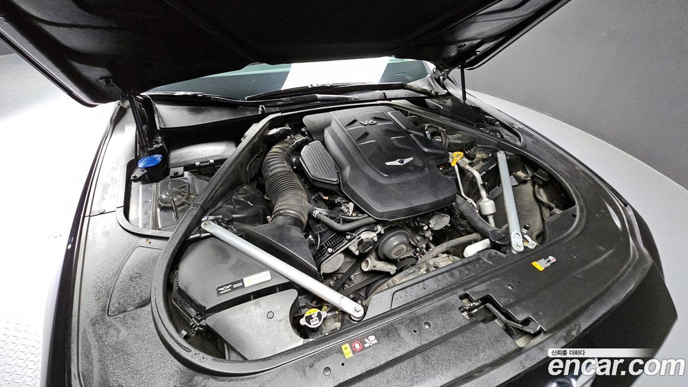 Genesis G90 3.8 AWD (02.2020)