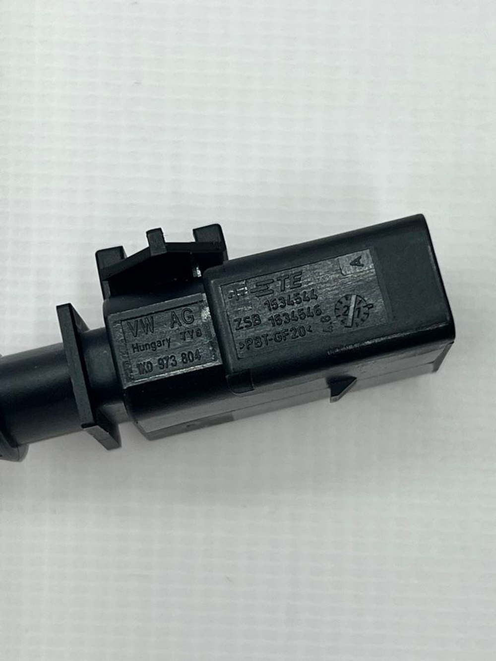 Кислородный датчик(лямбда-зонд) VAG Октавия/Карок/Таос 04E906262JL. Оригинал