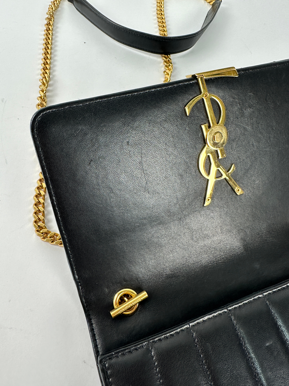 Сумка Saint Laurent Vicky Chain Wallet