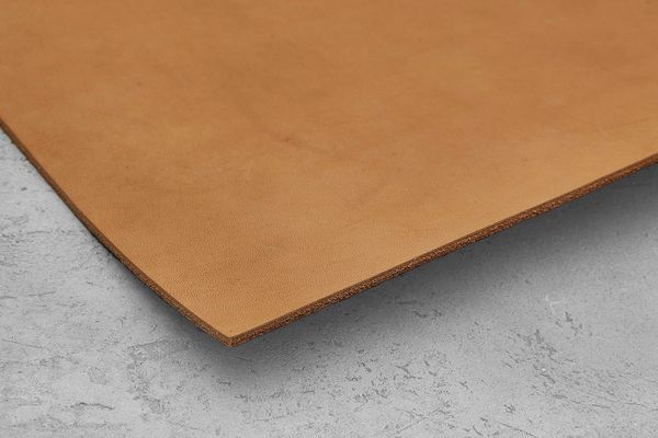 Кожа для ножен, чепрак 2,0-2,5мм, бежевый