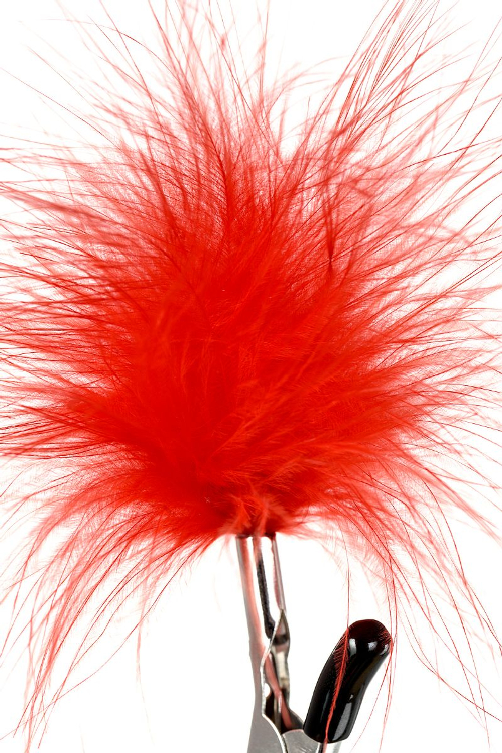 Зажимы для сосков с красным пухом Theatre (Цвет: красный)